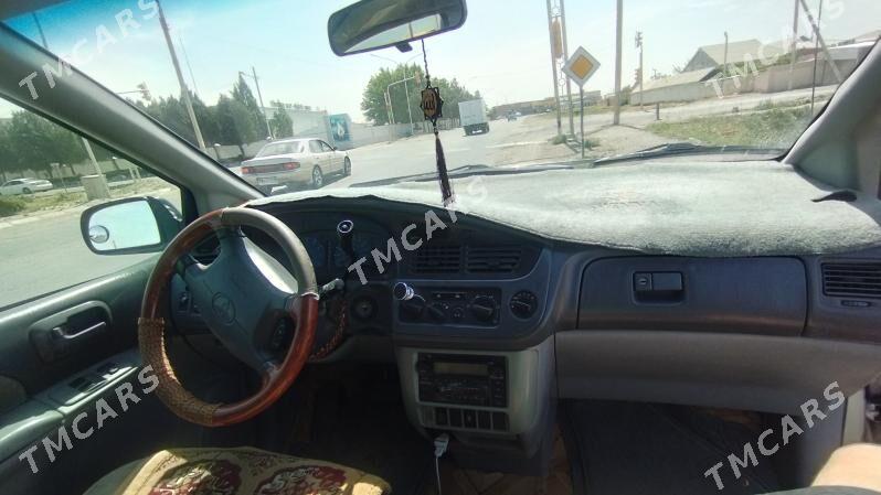 Toyota Sienna 2002 - 135 000 TMT - Мары - img 3