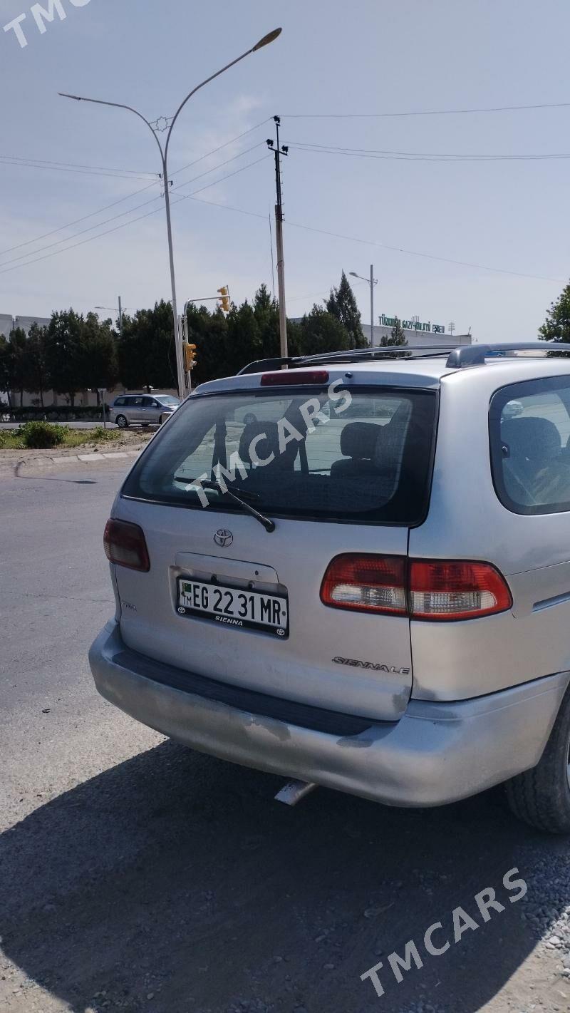 Toyota Sienna 2002 - 135 000 TMT - Мары - img 5