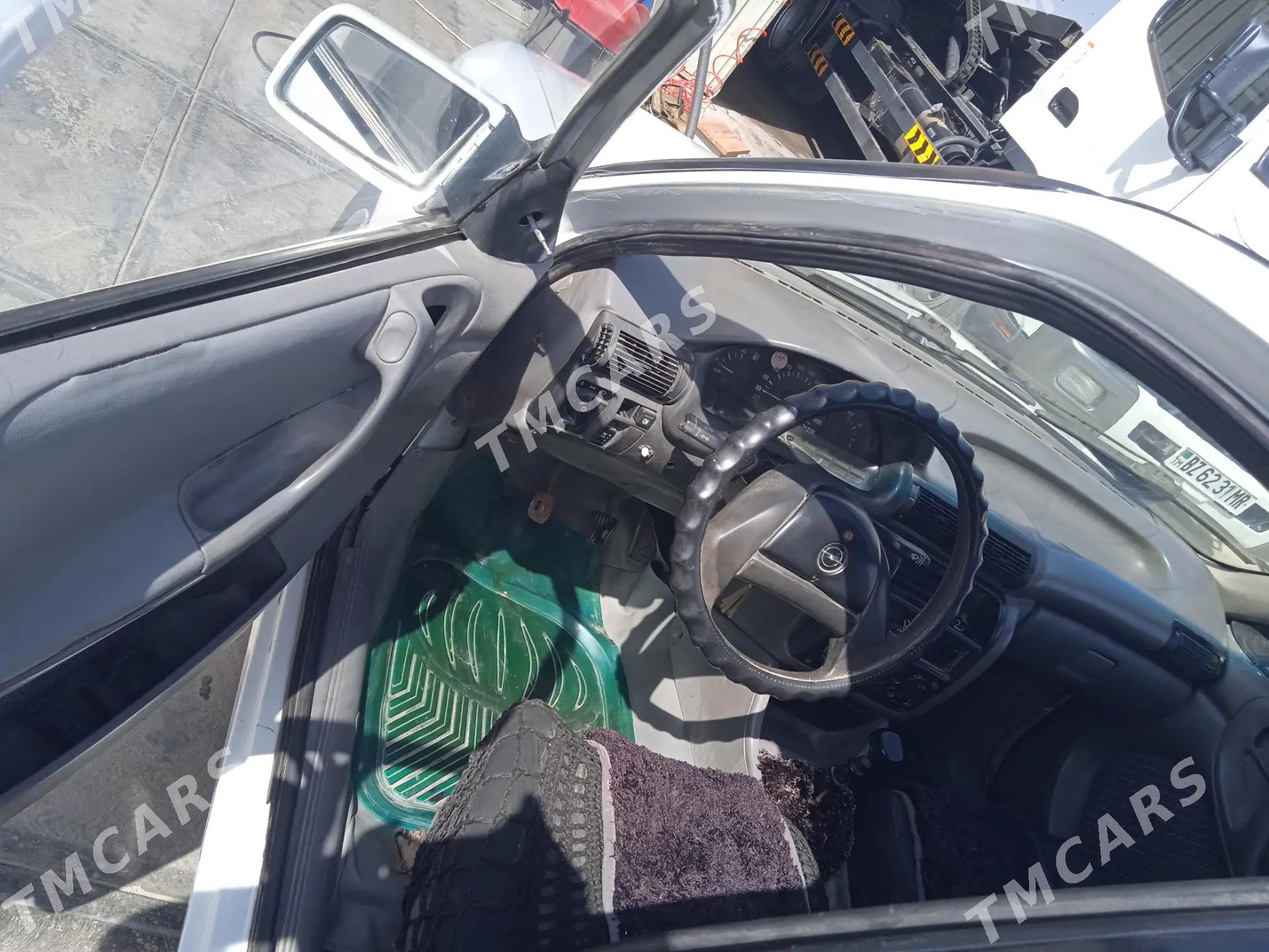 Opel Astra 1993 - 15 000 TMT - Mary - img 3