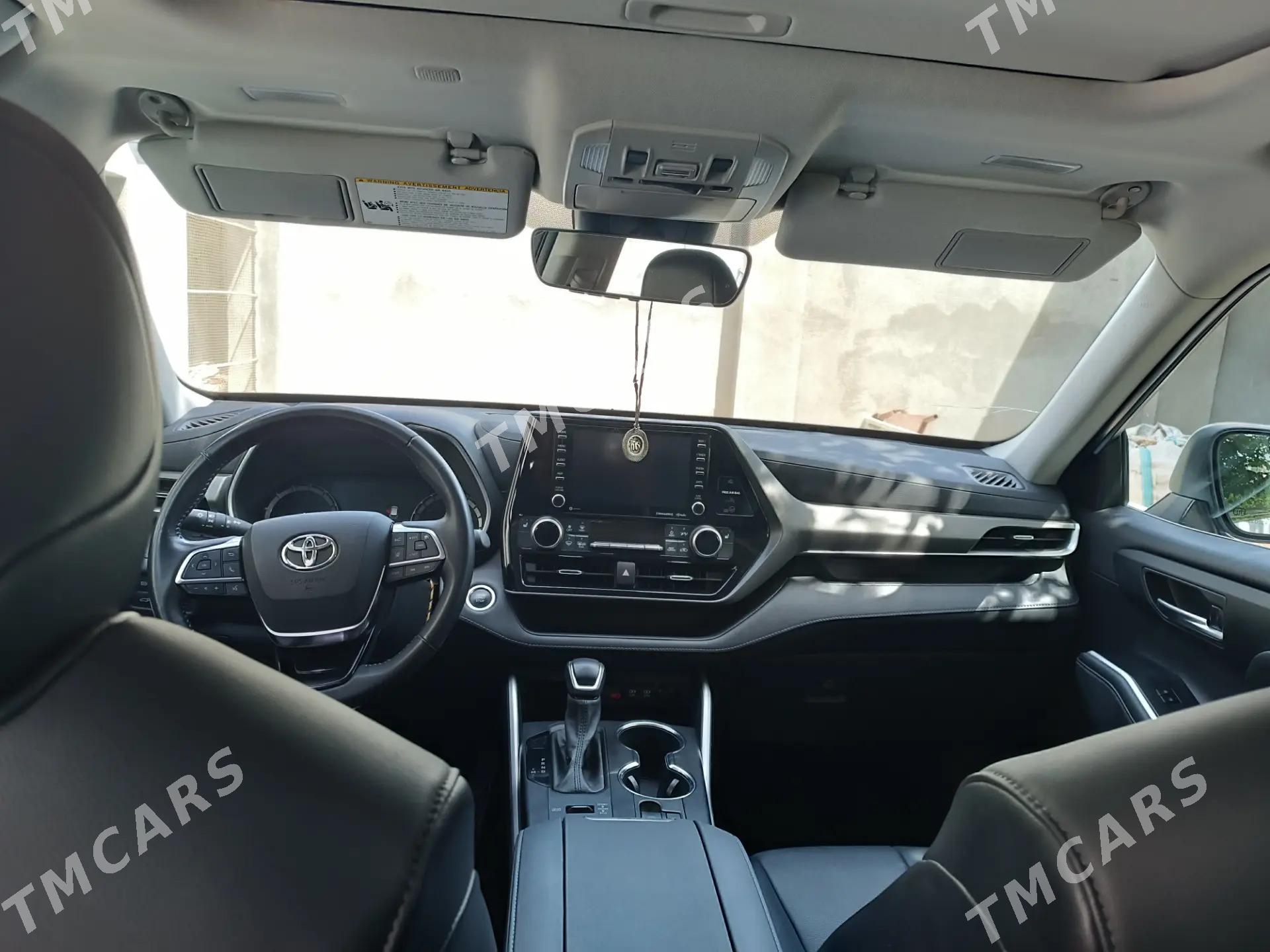 Toyota Highlander 2021 - 520 000 TMT - Tejen - img 3