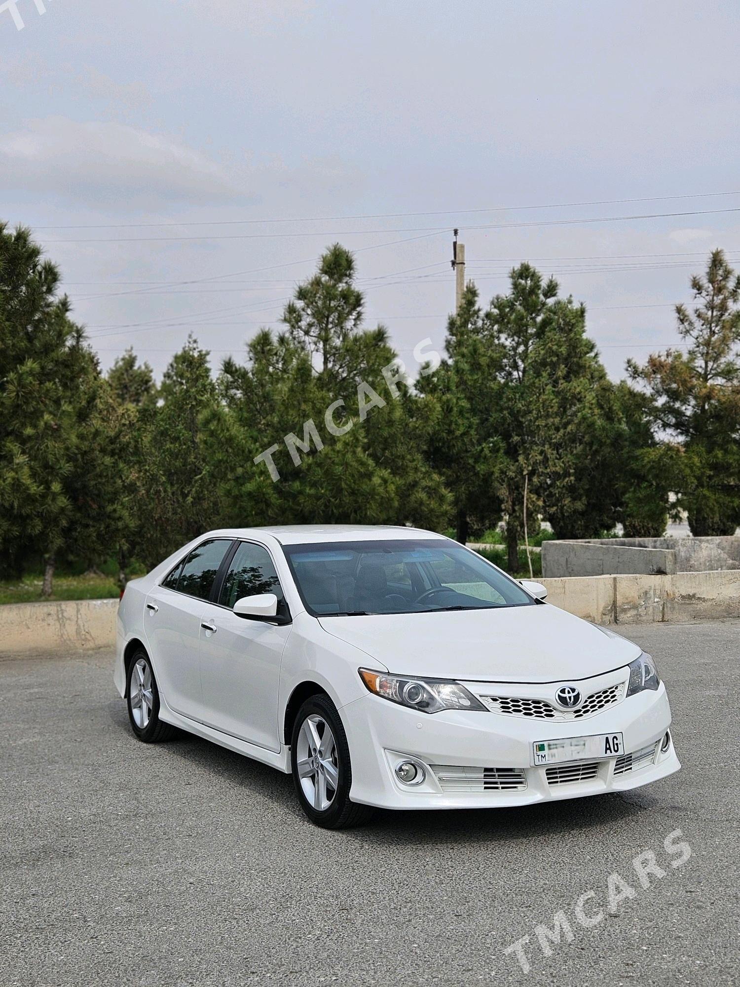 Toyota Camry 2014 - 235 000 TMT - Aşgabat - img 3