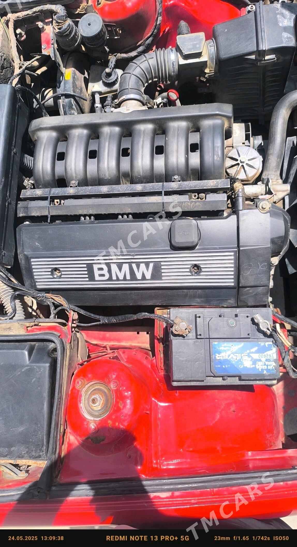 BMW 520 1990 - 44 000 TMT - Ýolöten - img 6
