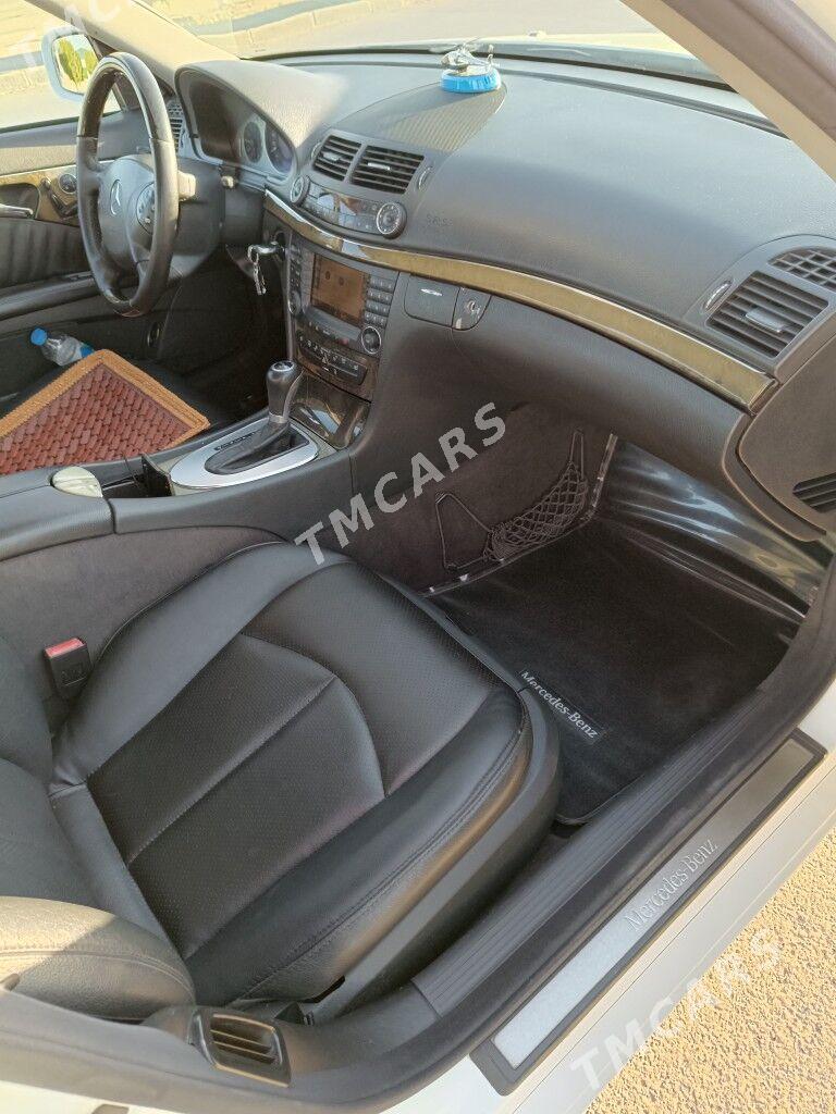 Mercedes-Benz E320 2003 - 135 000 TMT - Bäherden - img 3