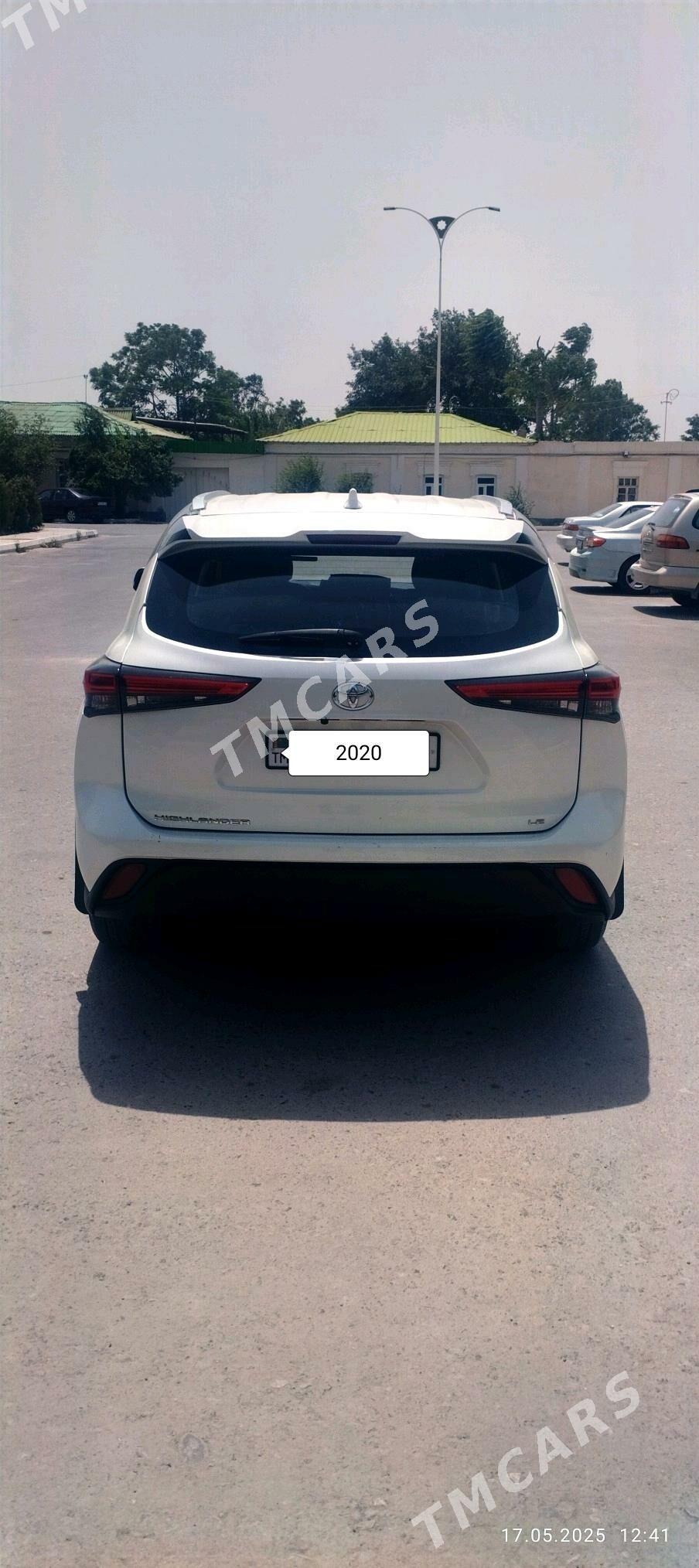 Toyota Highlander 2020 - 530 000 TMT - Türkmenabat - img 4