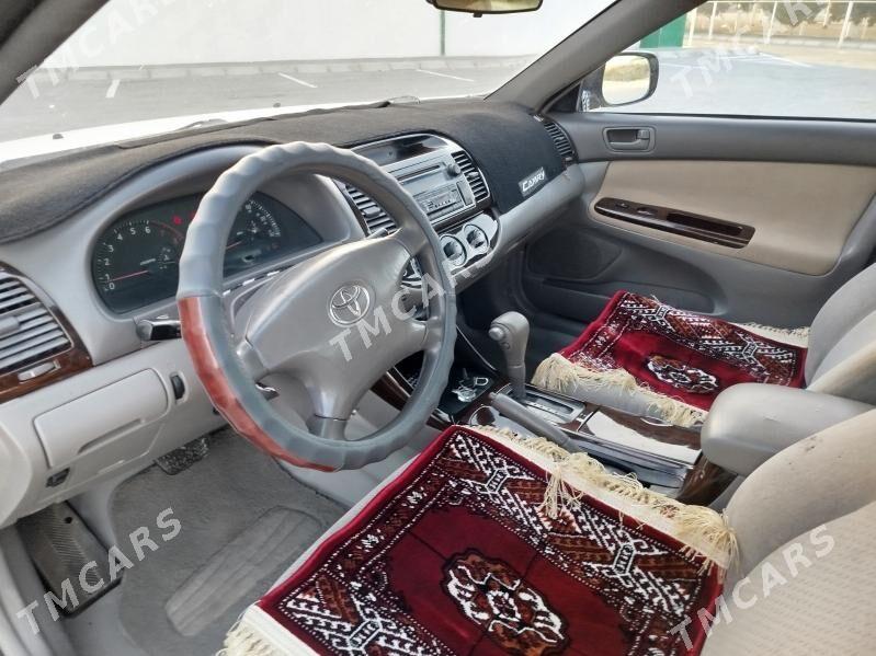 Toyota Camry 2002 - 150 000 TMT - Берекет - img 1