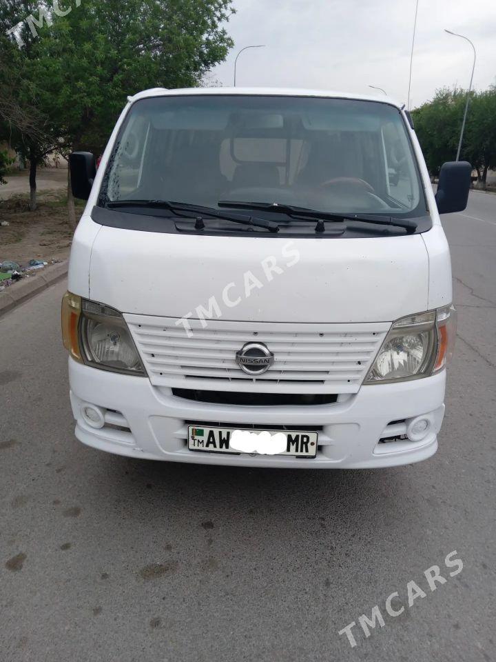 Nissan Urvan 2010 - 180 000 TMT - Daşoguz - img 4