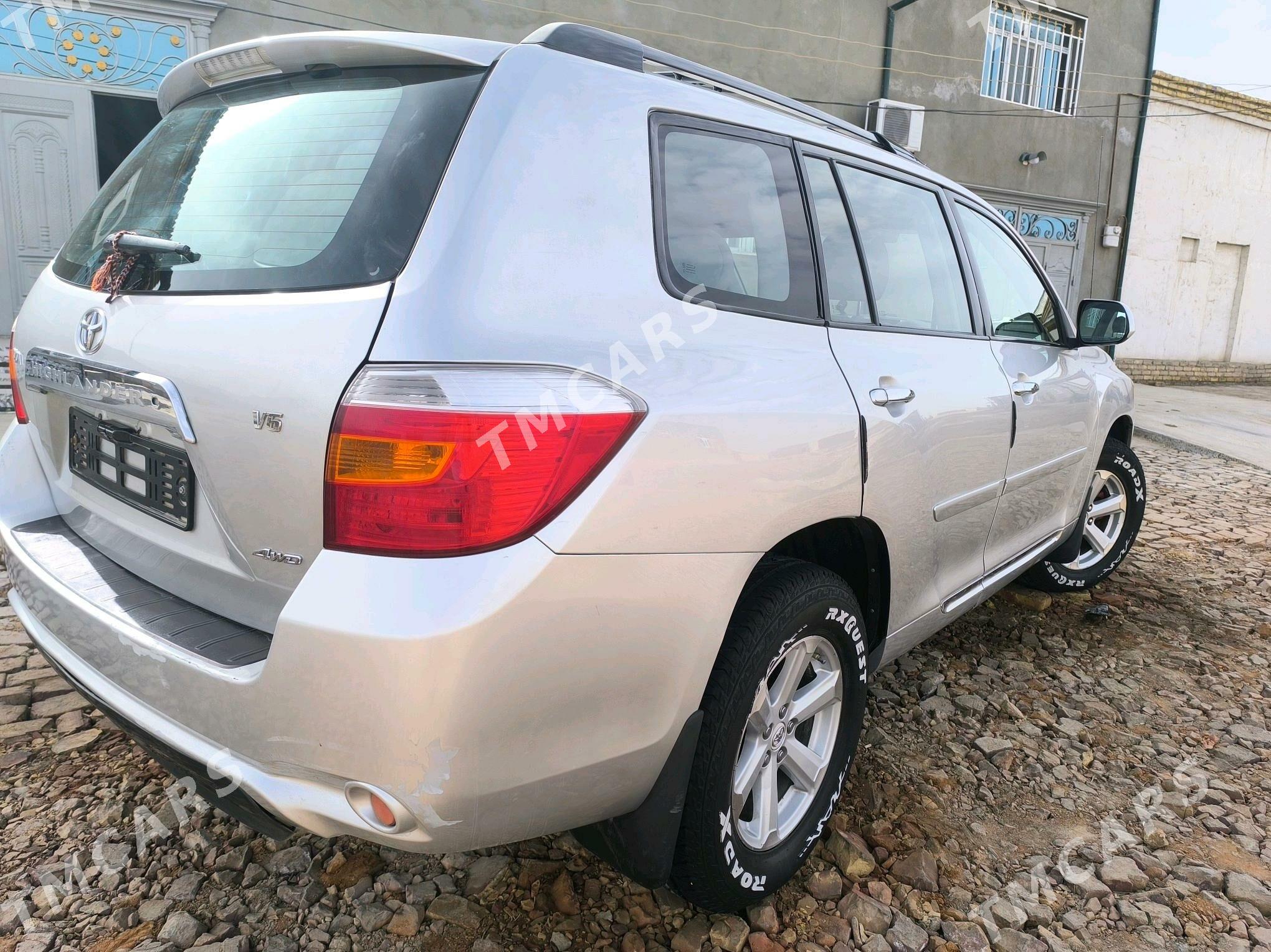 Toyota Highlander 2008 - 270 000 TMT - Гурбансолтан Едже - img 2