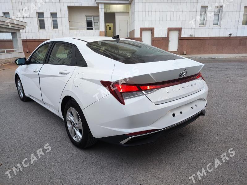 Hyundai Elantra 2021 - 238 000 TMT - ул. Подвойского (Битарап Туркменистан шаёлы) - img 3