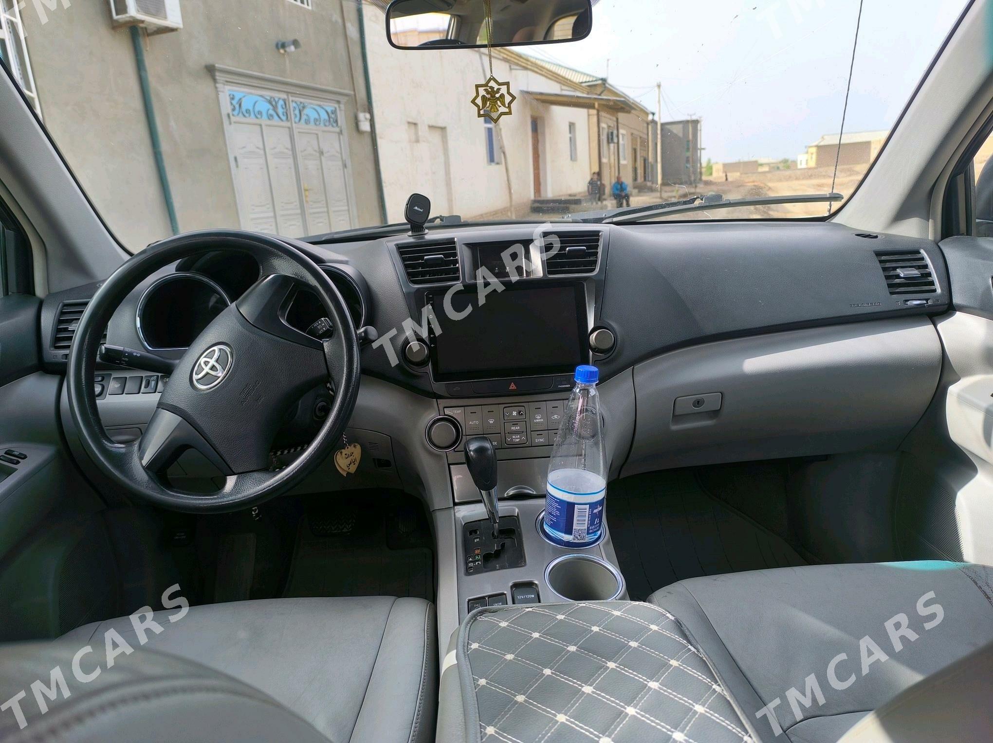 Toyota Highlander 2008 - 270 000 TMT - Гурбансолтан Едже - img 6
