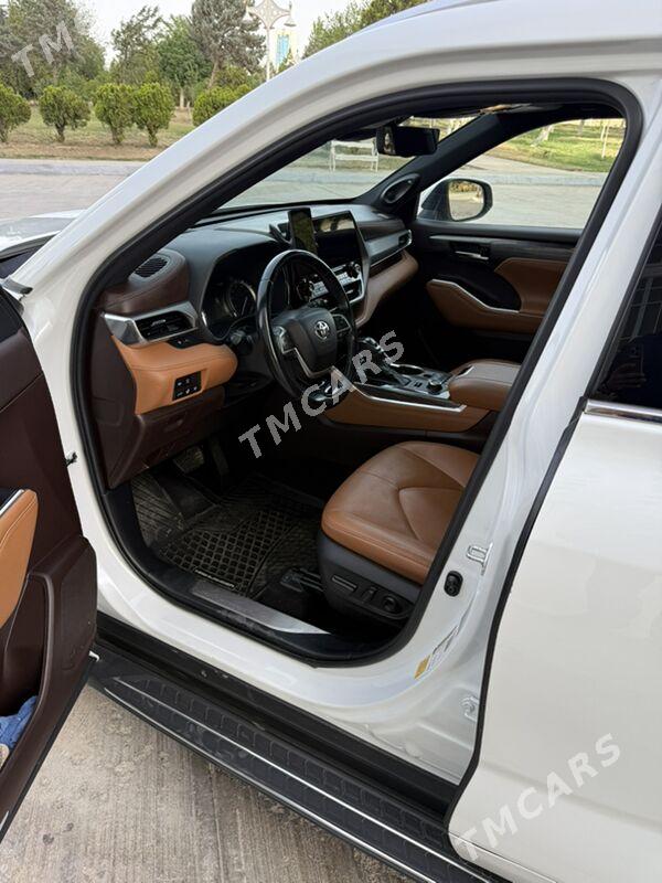 Toyota Highlander 2022 - 800 000 TMT - Aşgabat - img 3