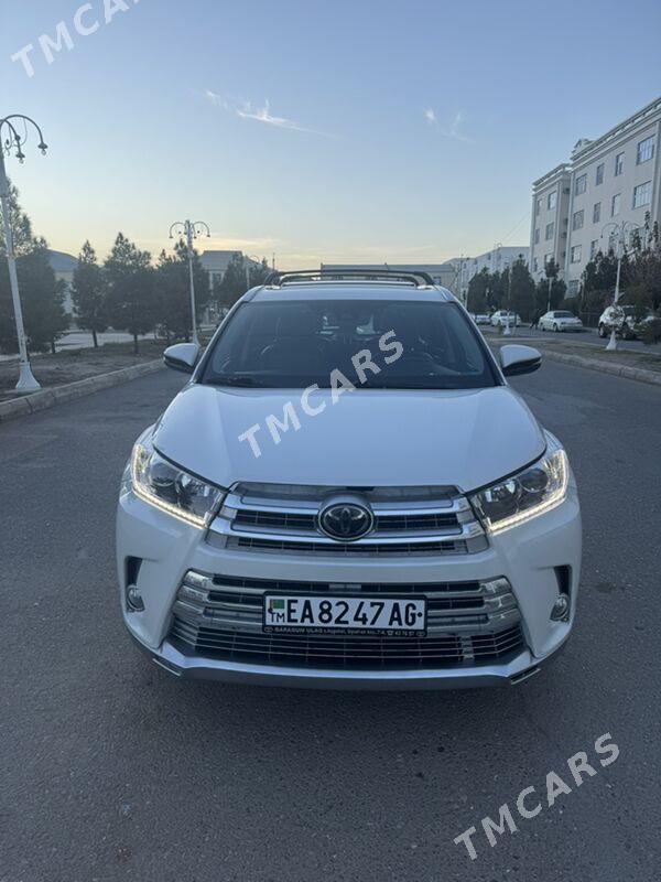 Toyota Highlander 2018 - 545 000 TMT - Ашхабад - img 3