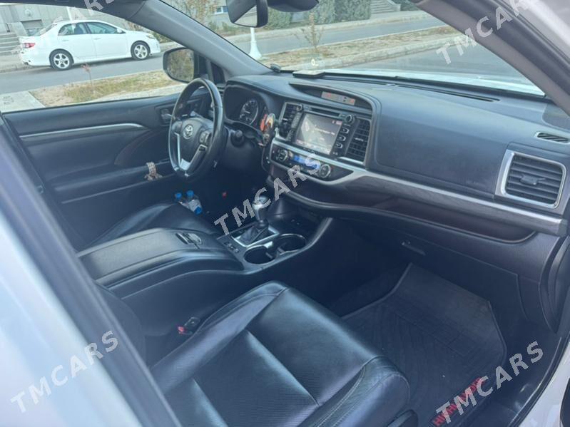 Toyota Highlander 2018 - 545 000 TMT - Ашхабад - img 5