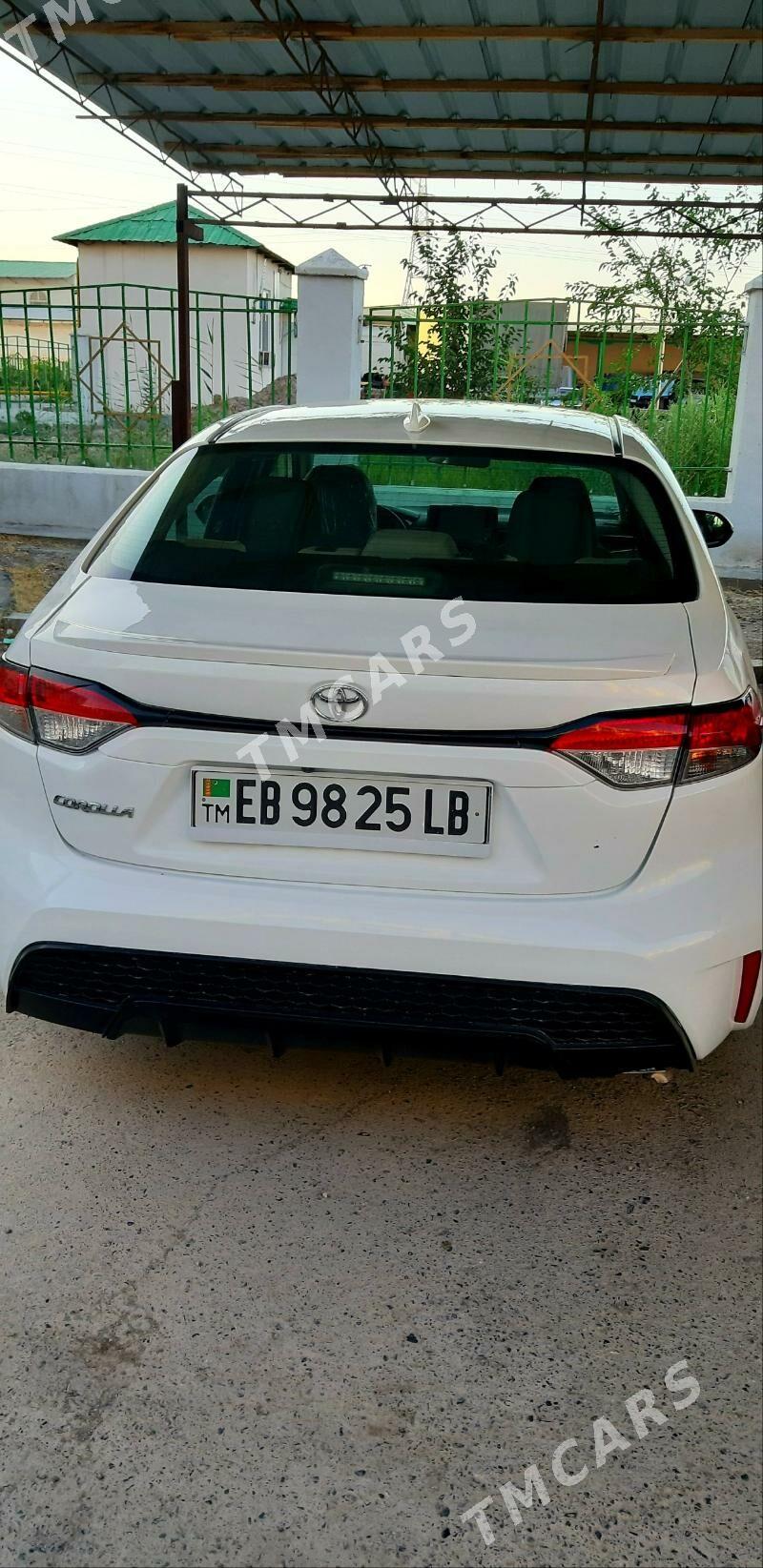 Toyota Corolla 2021 - 240 000 TMT - Туркменабат - img 4
