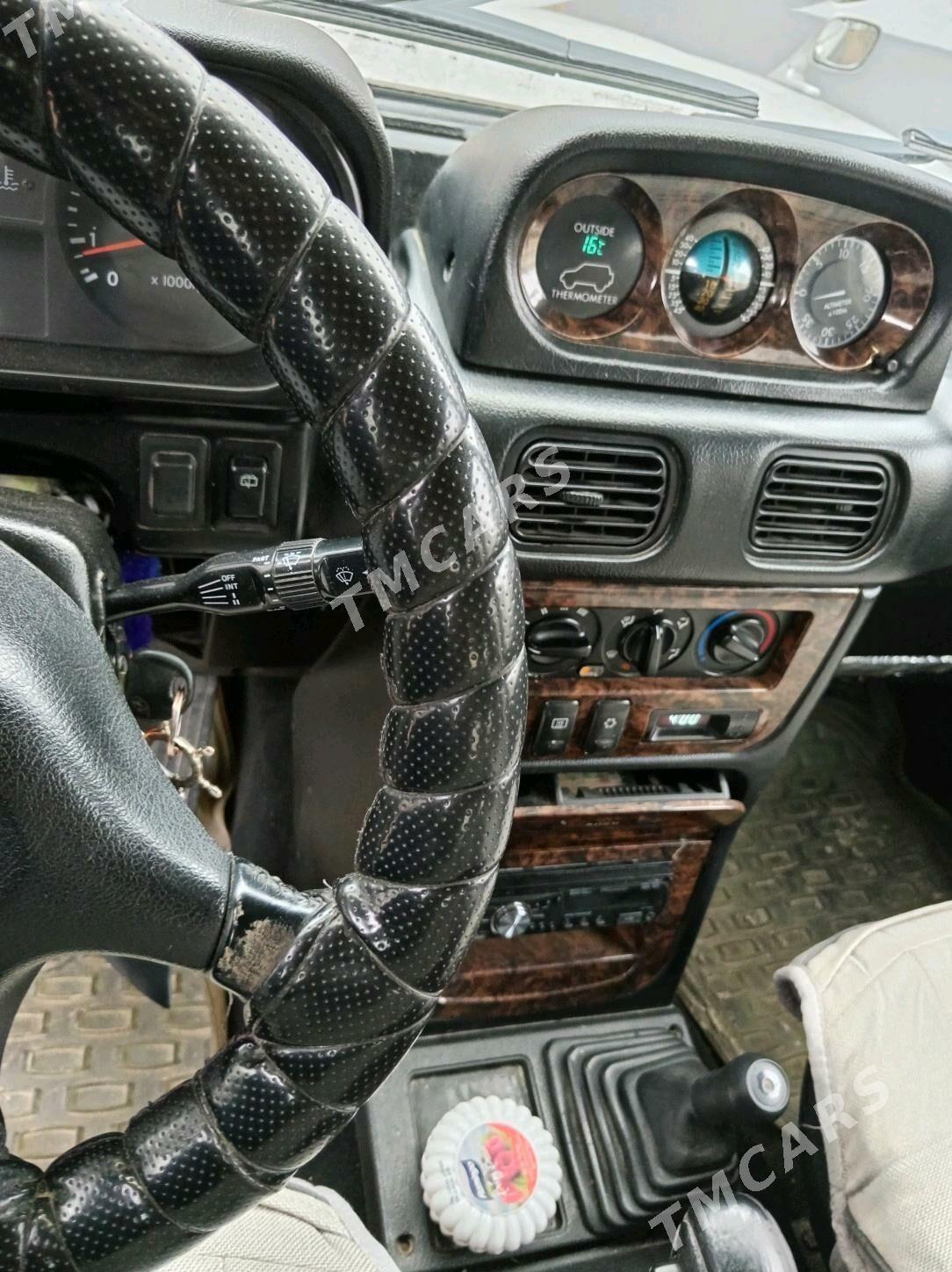 Mitsubishi Montero 2001 - 75 000 TMT - Türkmenbaşy - img 4