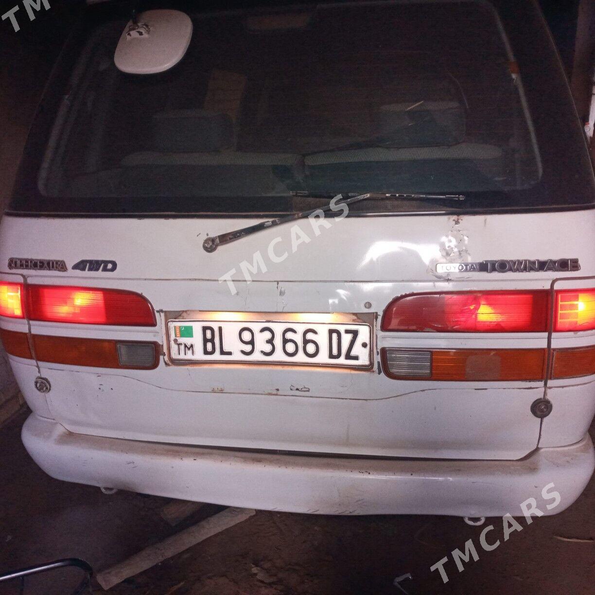 Toyota Town Ace 1992 - 35 000 TMT - Gurbansoltan Eje - img 4