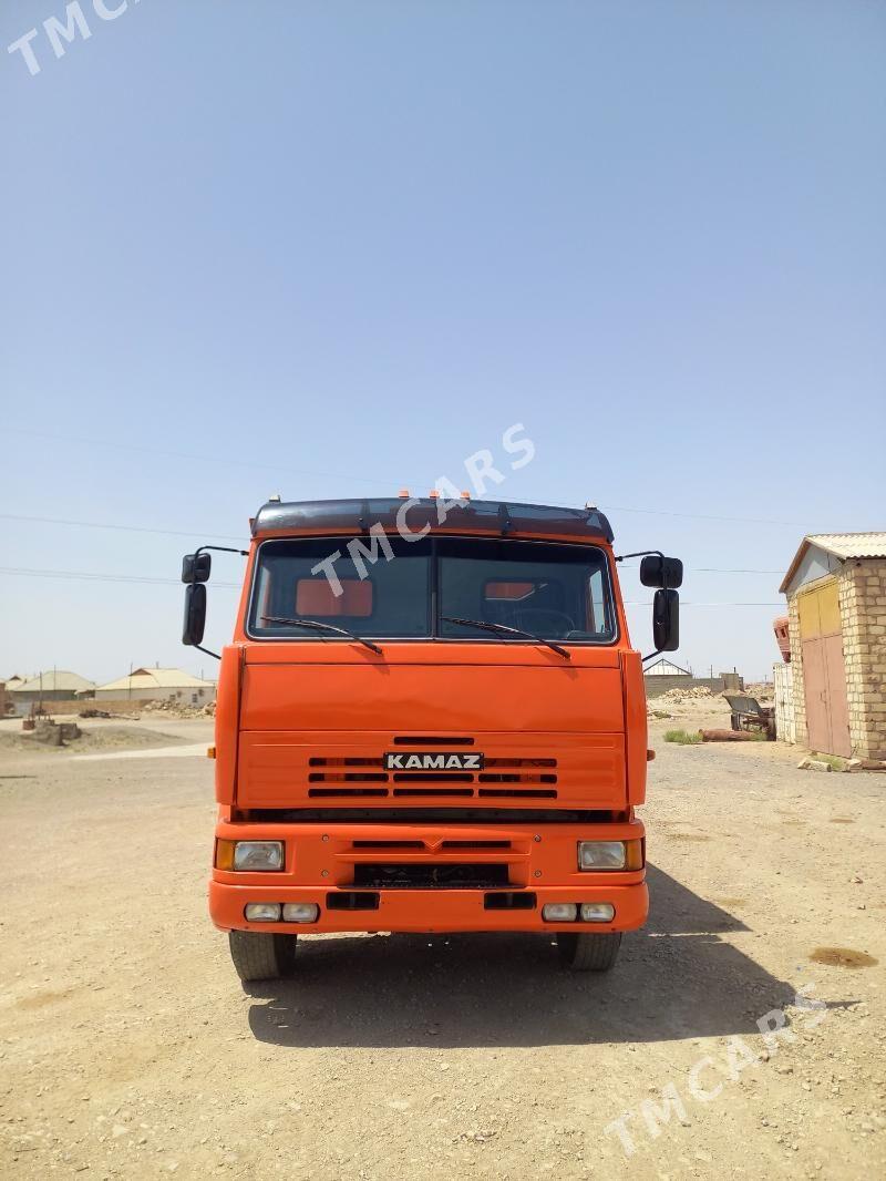 Kamaz 6520 2006 - 300 000 TMT - Гумдаг - img 2