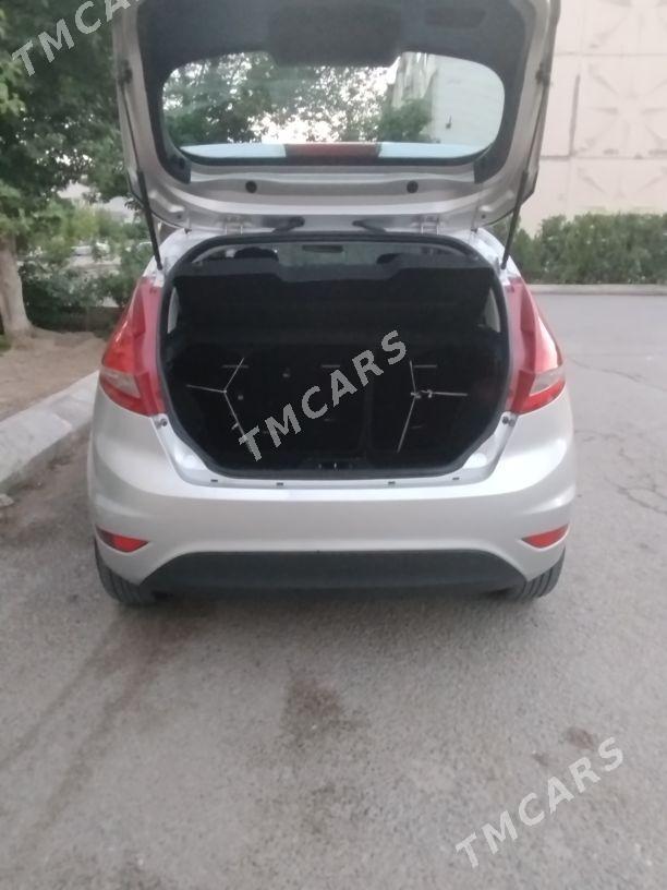 Ford Fiesta 2012 - 115 000 TMT - Ашхабад - img 2