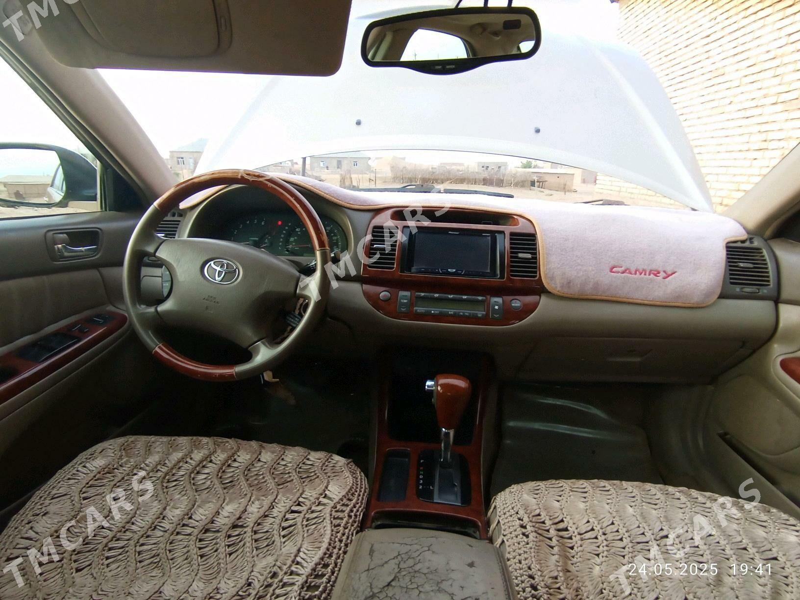 Toyota Camry 2004 - 166 000 TMT - Ак-Бугдайский этрап - img 5