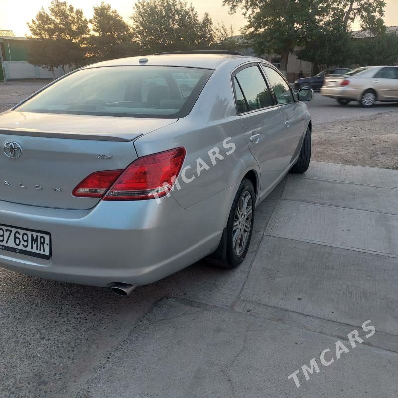 Toyota Avalon 2005 - 150 000 TMT - Байрамали - img 5