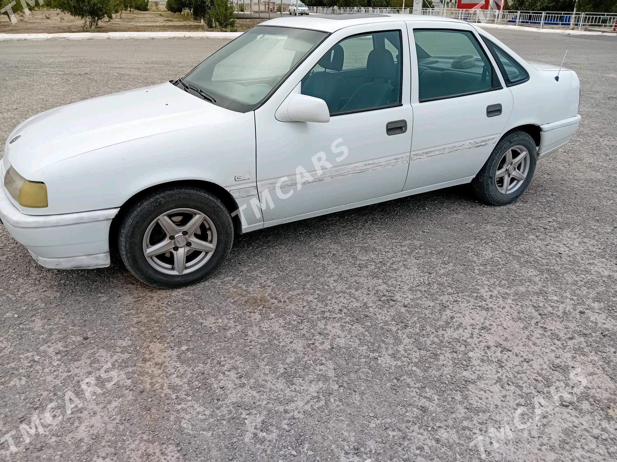 Opel Vectra 1993 - 26 000 TMT - Gyzylarbat - img 3