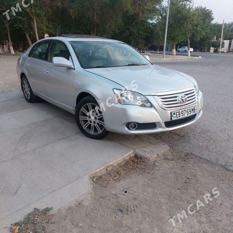 Toyota Avalon 2005 - 150 000 TMT - Байрамали - img 4