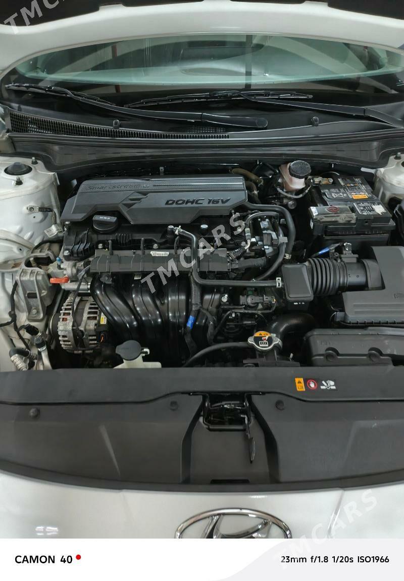 Hyundai Elantra 2021 - 250 000 TMT - Аркадаг - img 2