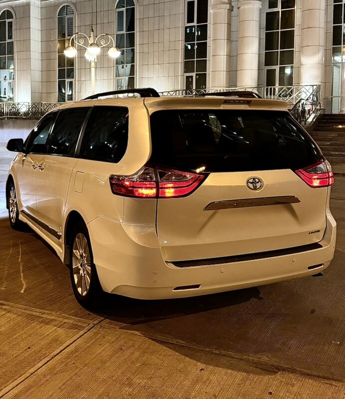 Toyota Sienna 2018 - 469 000 TMT - Арчабиль шаёлы - img 3