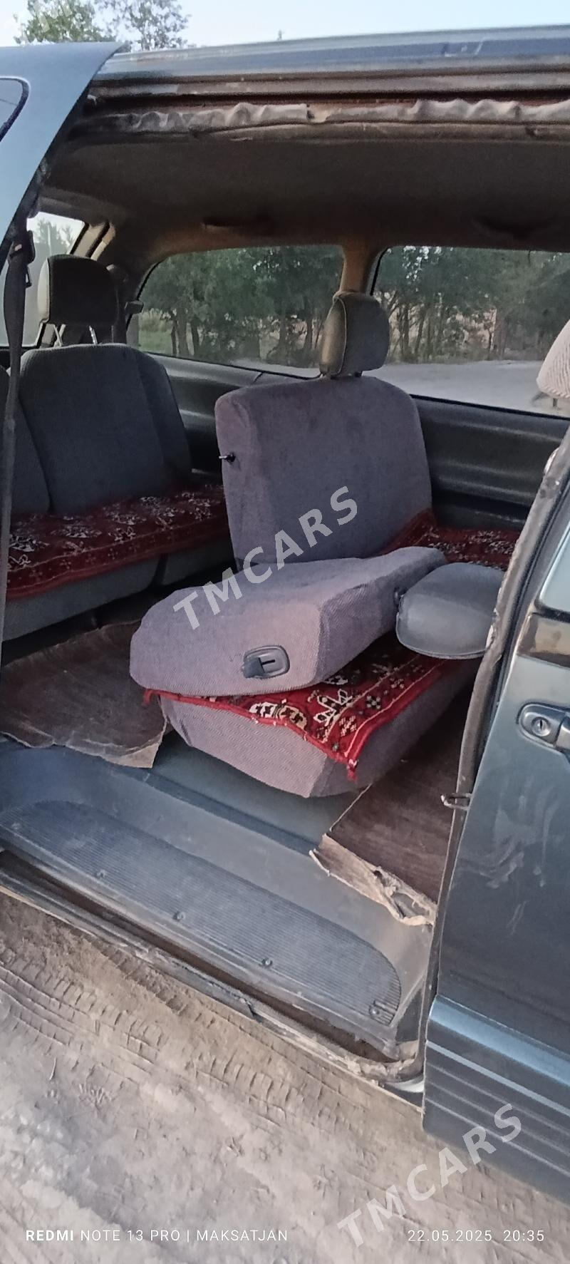 Toyota Previa 1994 - 70 000 TMT - етр. Туркменбаши - img 2