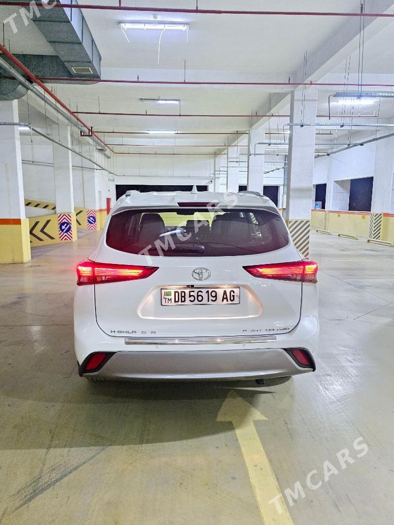 Toyota Highlander 2021 - 750 000 TMT - Ашхабад - img 4
