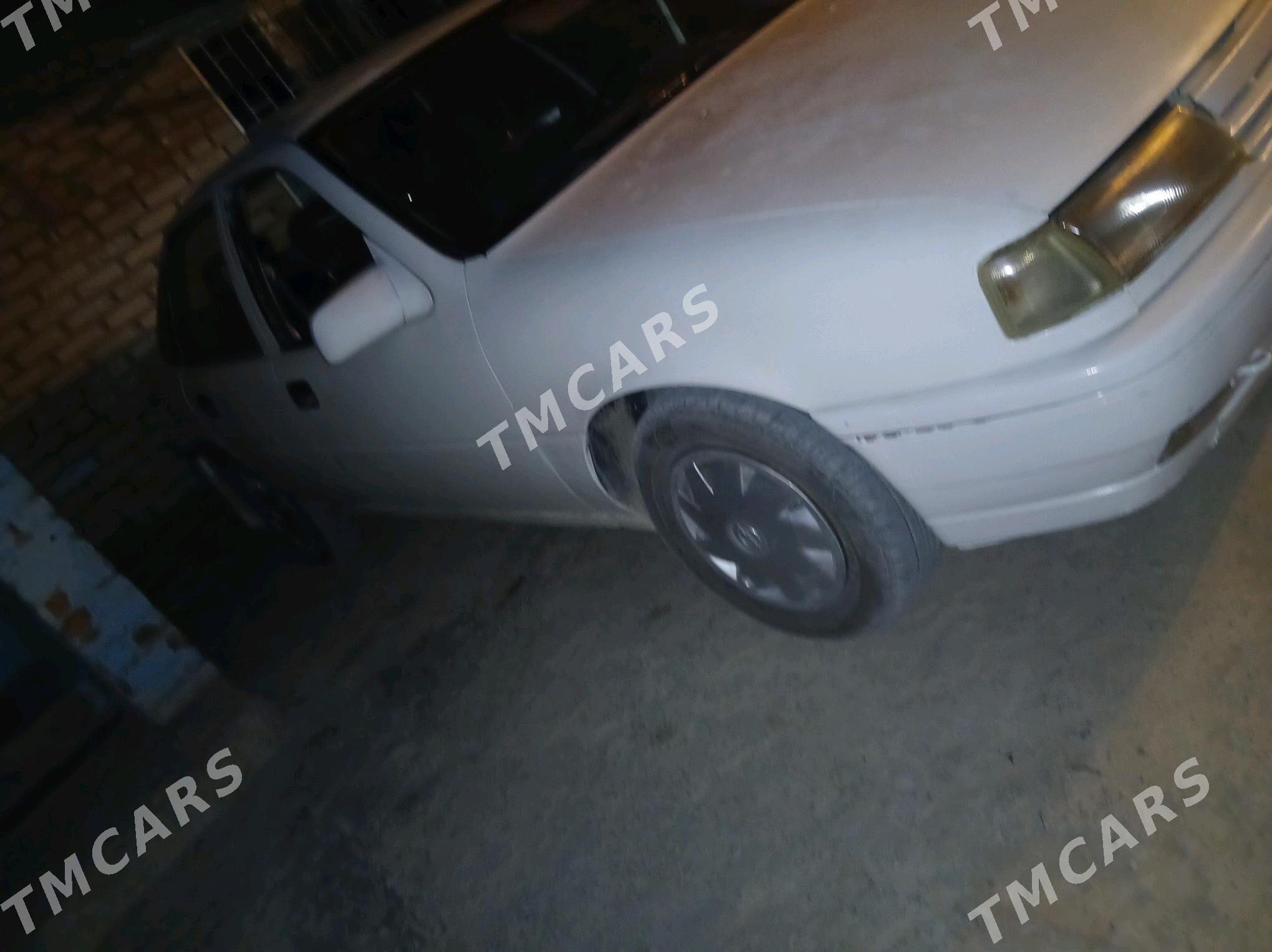 Opel Vectra 1992 - 25 000 TMT - Bäherden - img 3