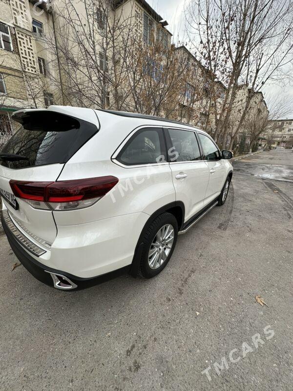 Toyota Highlander 2019 - 502 000 TMT - Ашхабад - img 10
