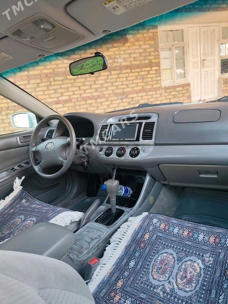 Toyota Camry 2003 - 145 000 TMT - Теджен - img 3