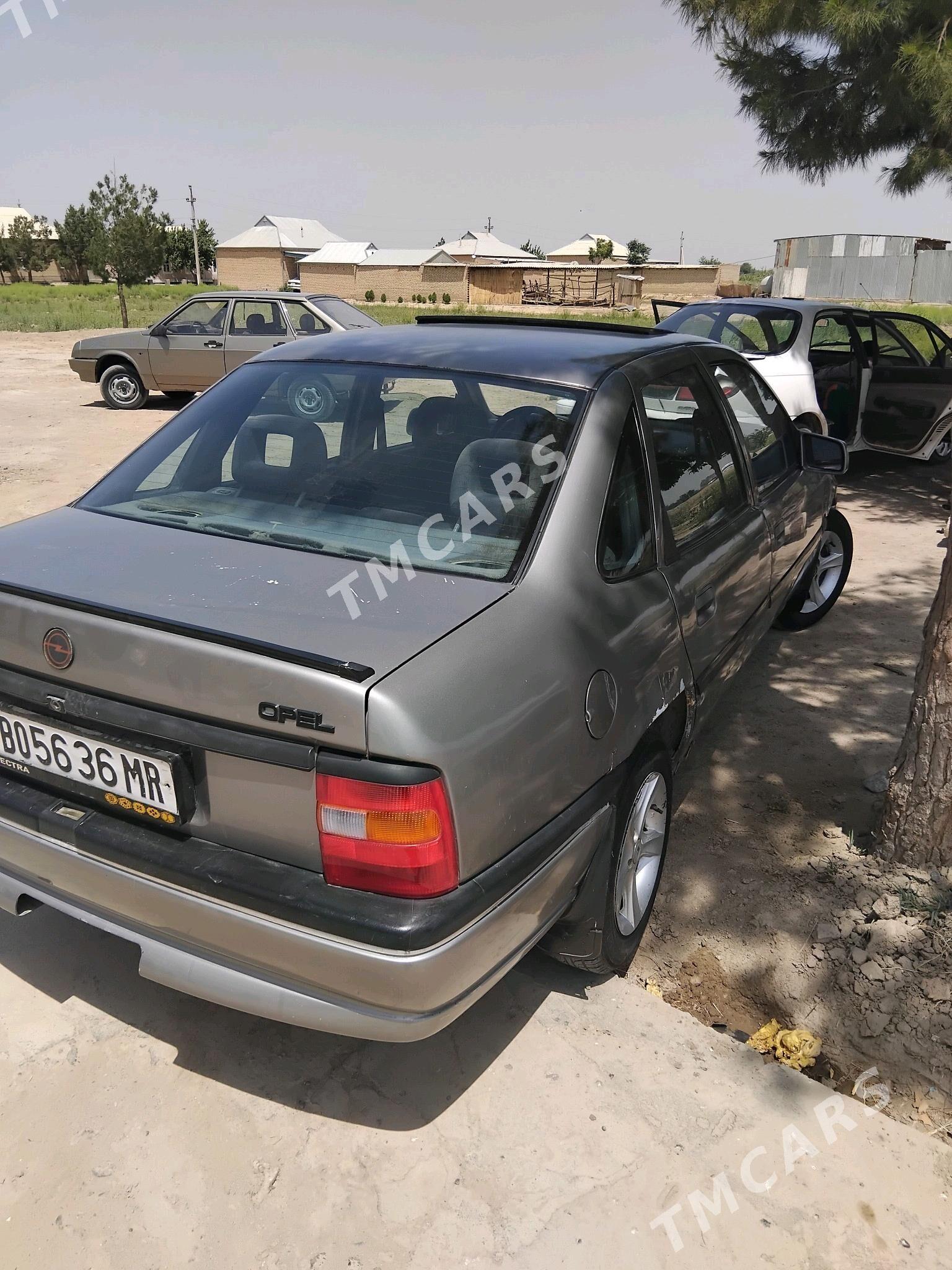 Opel Vectra 1993 - 22 000 TMT - Байрамали - img 4
