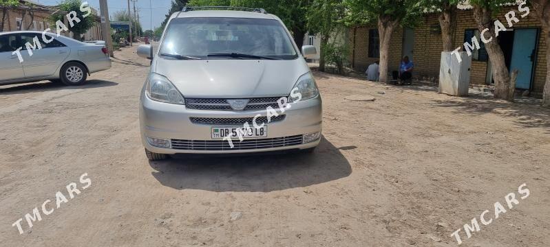 Toyota Sienna 2005 - 230 000 TMT - Керки - img 5