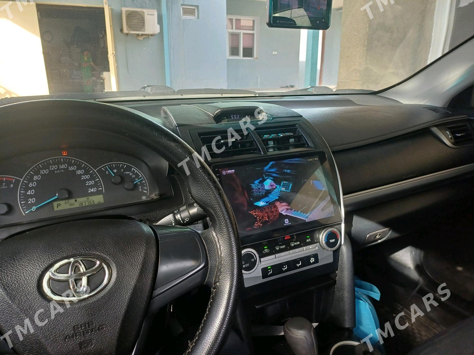 Toyota Camry 2017 - 225 000 TMT - Balkanabat - img 3