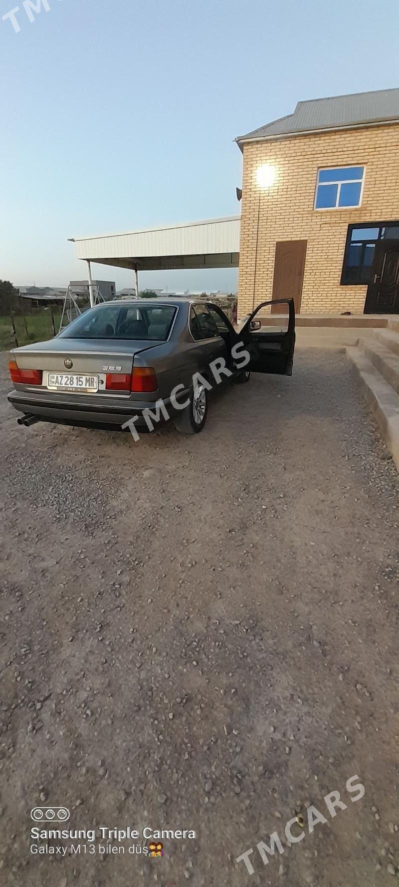 BMW 525 1990 - 30 000 TMT - Mary - img 2