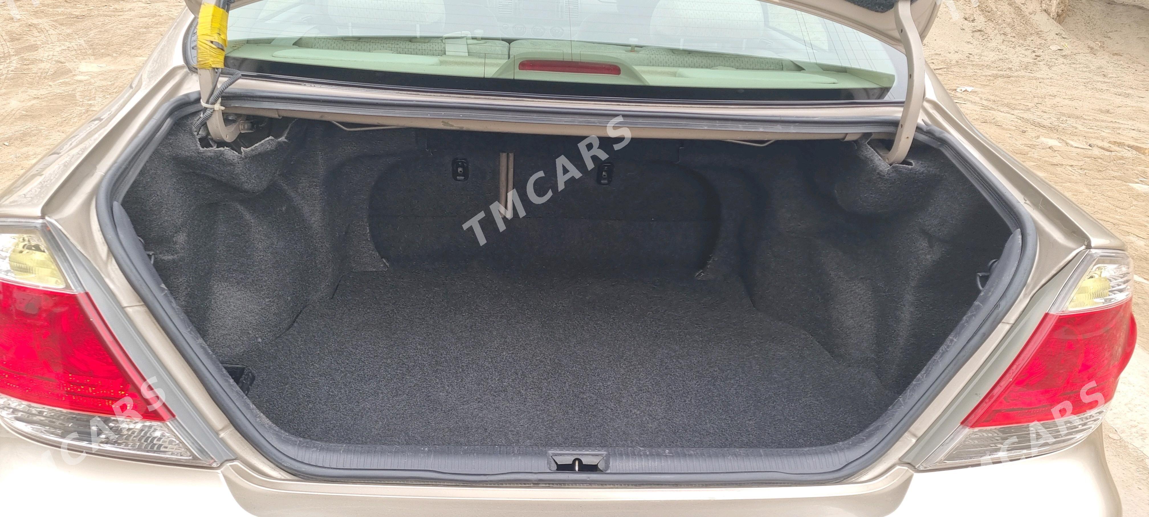 Toyota Camry 2004 - 156 000 TMT - Керки - img 8