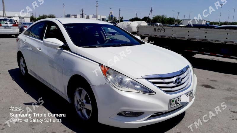 Hyundai Sonata 2011 - 135 000 TMT - Губадаг - img 4