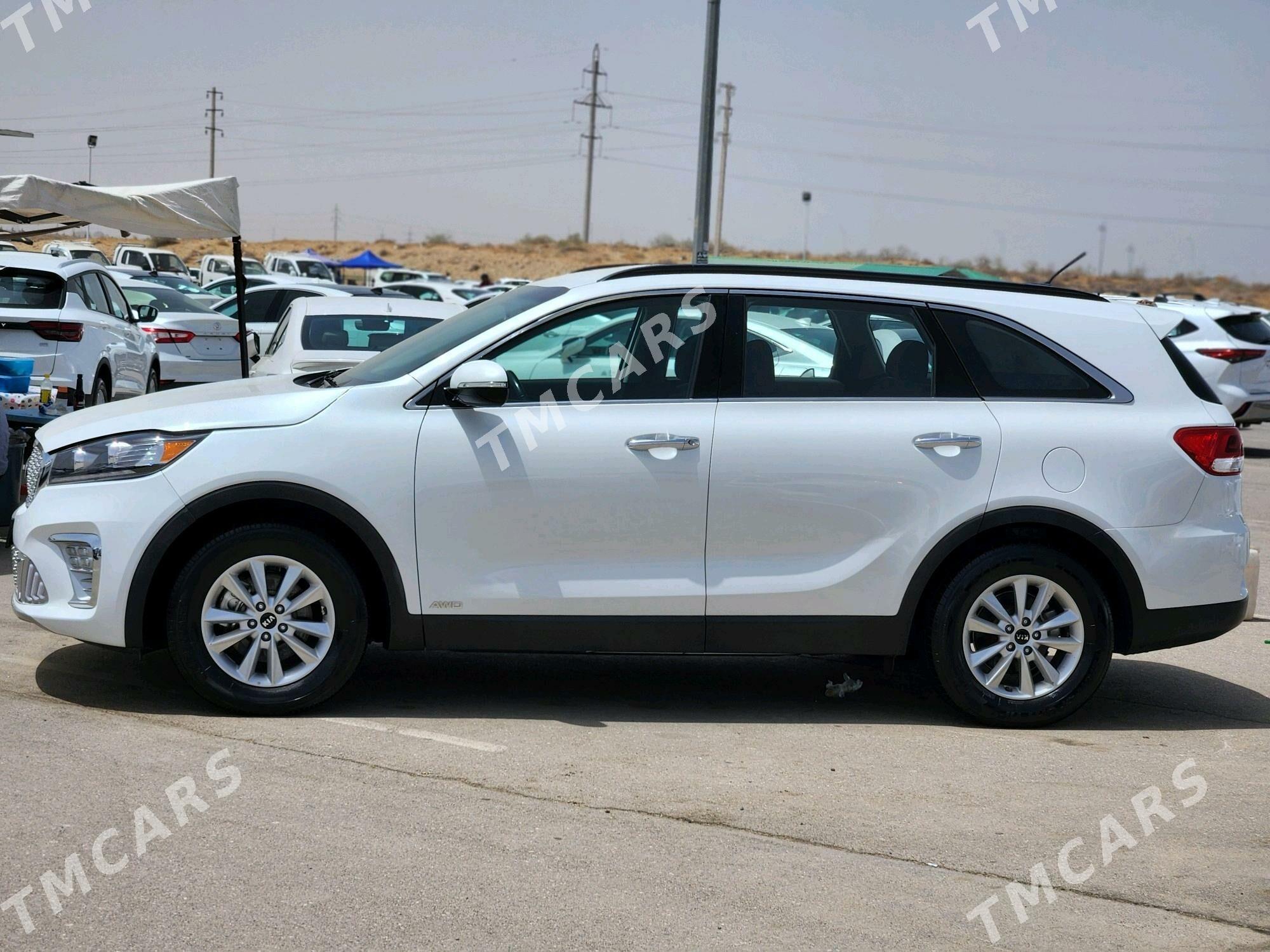 Kia Sorento 2019 - 305 000 TMT - Aşgabat - img 4