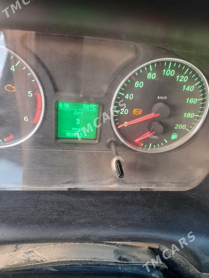 UAZ Profi 2014 - 120 000 TMT - Bäherden - img 2