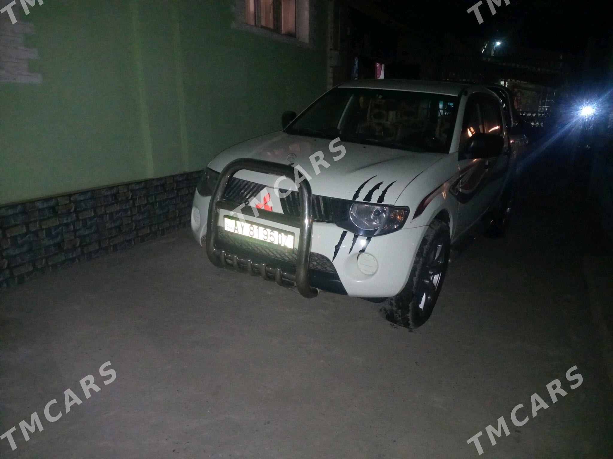 Mitsubishi L200 2010 - 130 000 TMT - Дашогуз - img 2