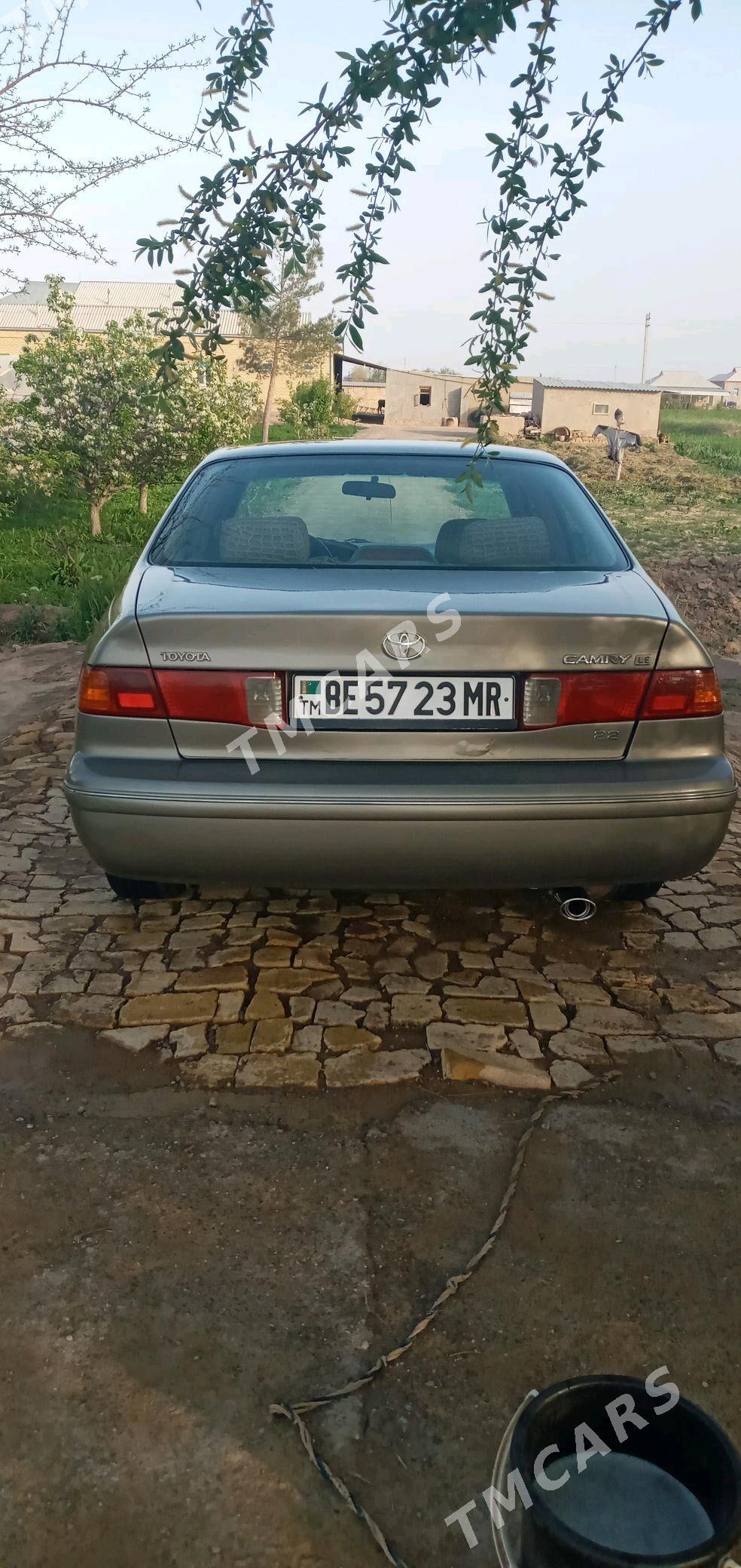 Toyota Camry 1999 - 120 000 TMT - Ýolöten - img 2