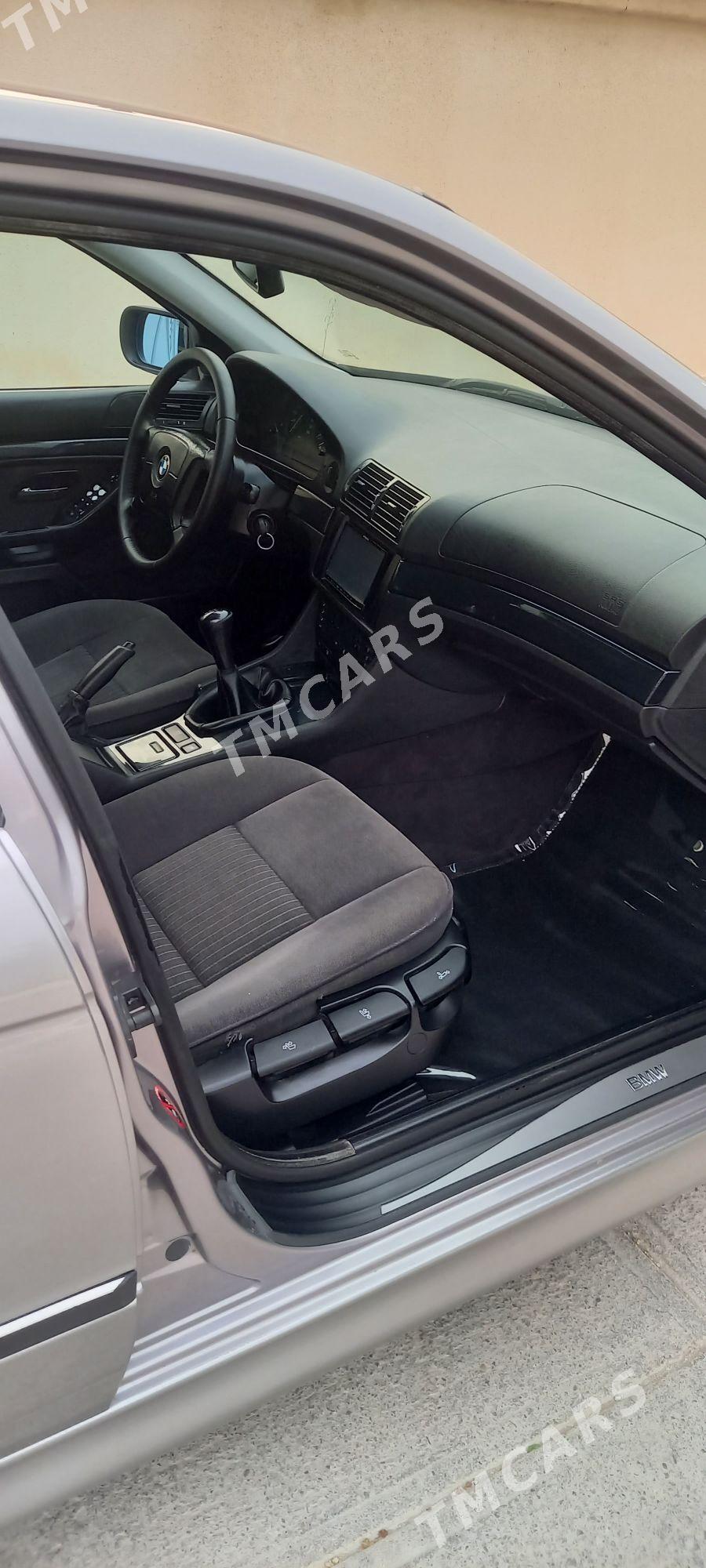 BMW E39 1996 - 90 000 TMT - Balkanabat - img 8