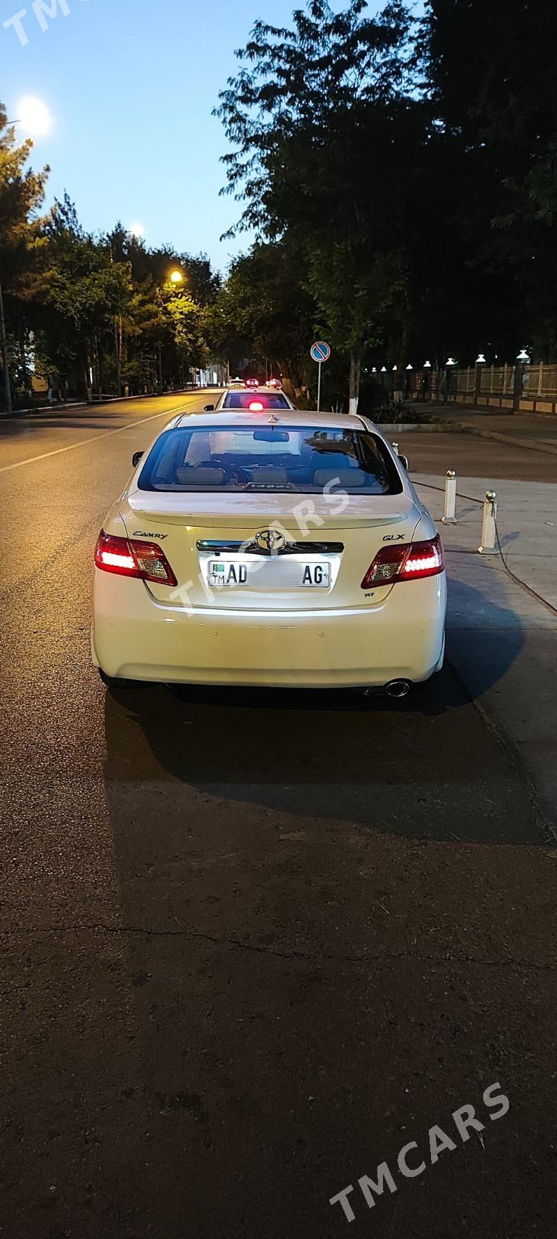Toyota Camry 2010 - 160 000 TMT - Ашхабад - img 4