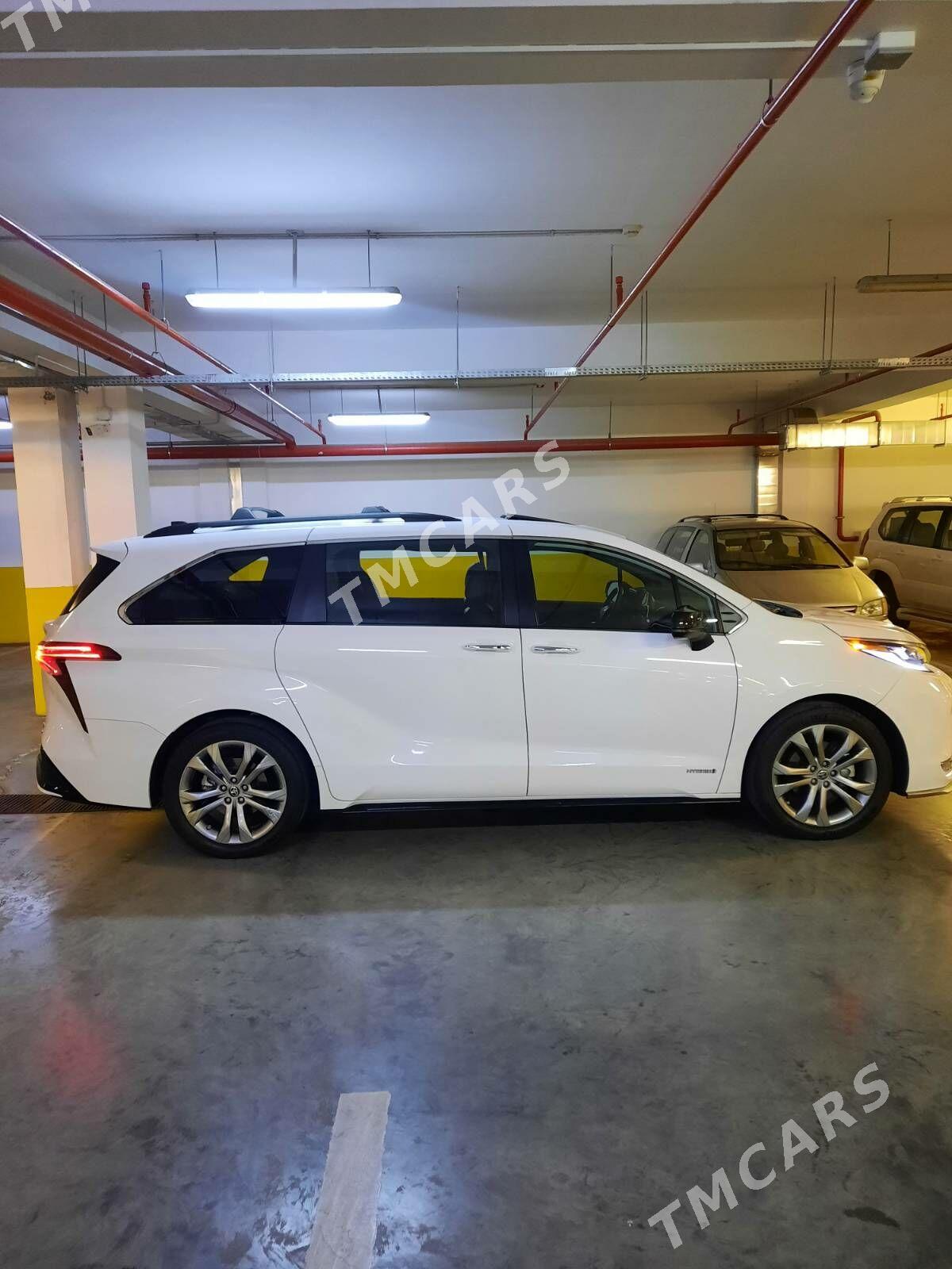 Toyota Sienna 2021 - 670 000 TMT - "Алтын Асыр" Гундогар базары ( Толкучка) - img 4