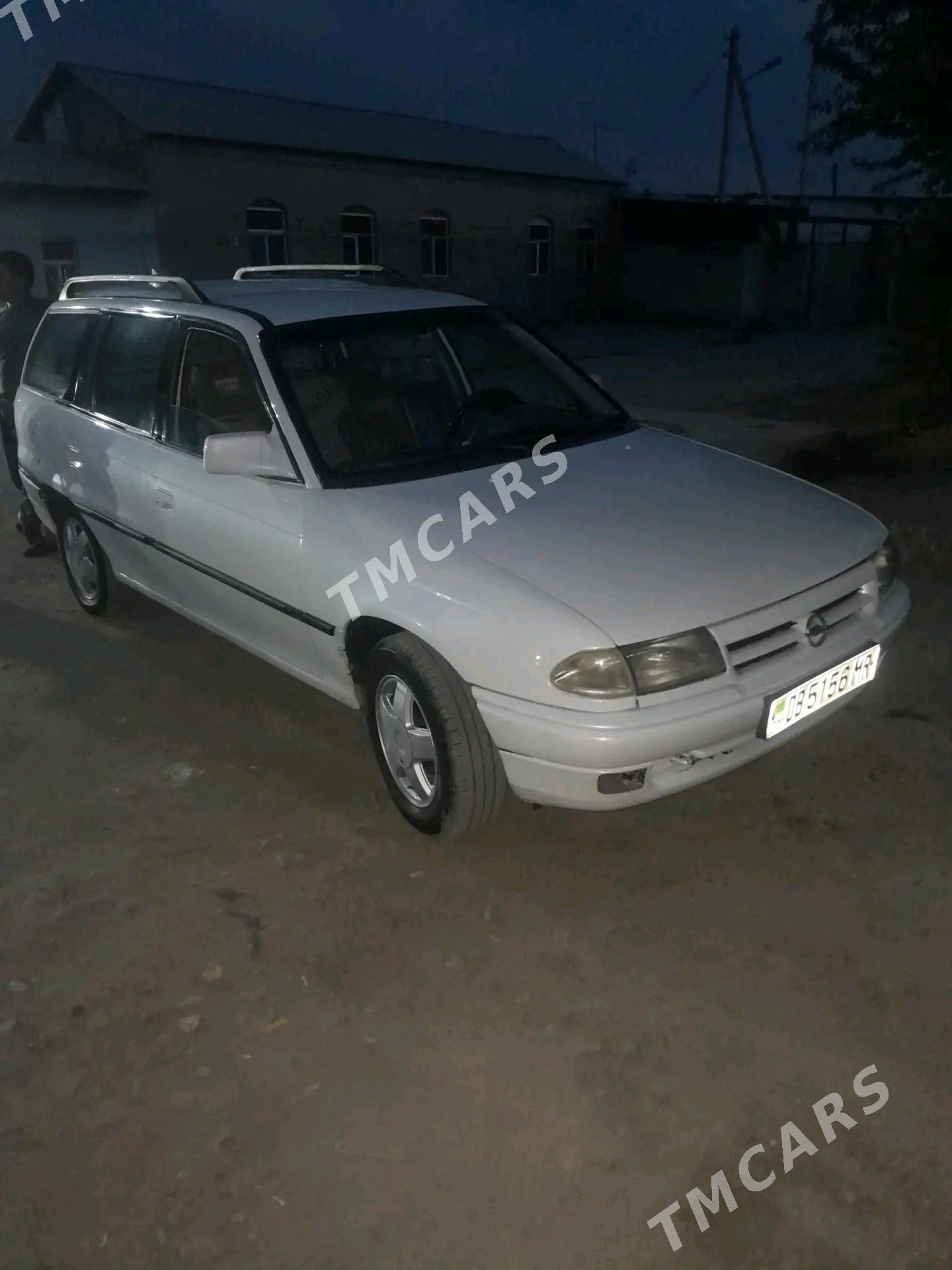 Opel Astra 1992 - 32 000 TMT - Mary - img 3