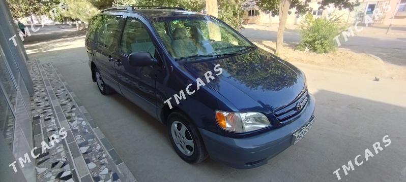 Toyota Sienna 2002 - 145 000 TMT - Saýat - img 3