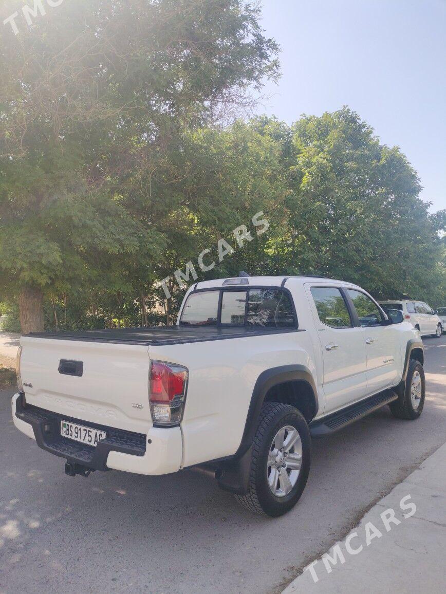 Toyota Tacoma 2016 - 362 500 TMT - 4 мкр - img 4
