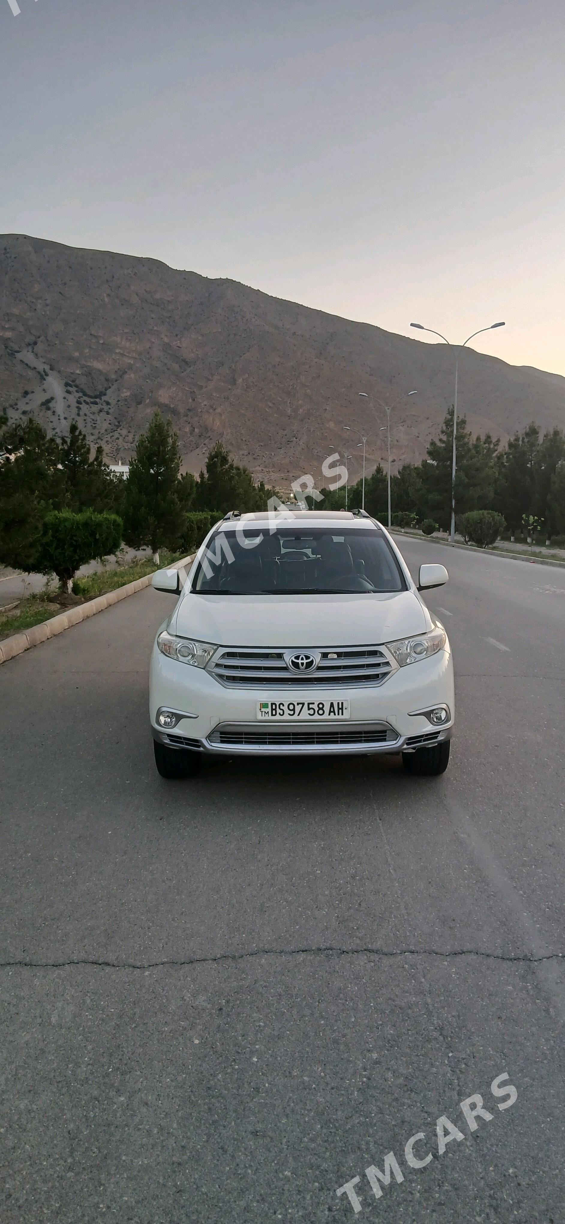 Toyota Highlander 2012 - 305 000 TMT - Бахарден - img 2