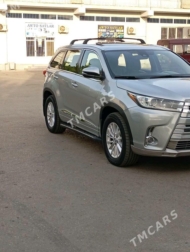 Toyota Highlander 2017 - 400 000 TMT - Мары - img 6